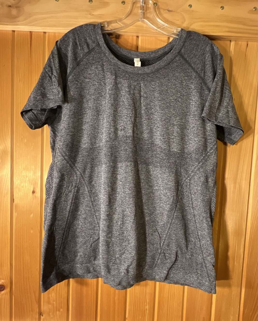 Athleta Momentum Seamless Heather Grey Tee Size 1X Short Sleeve Workout Shirt